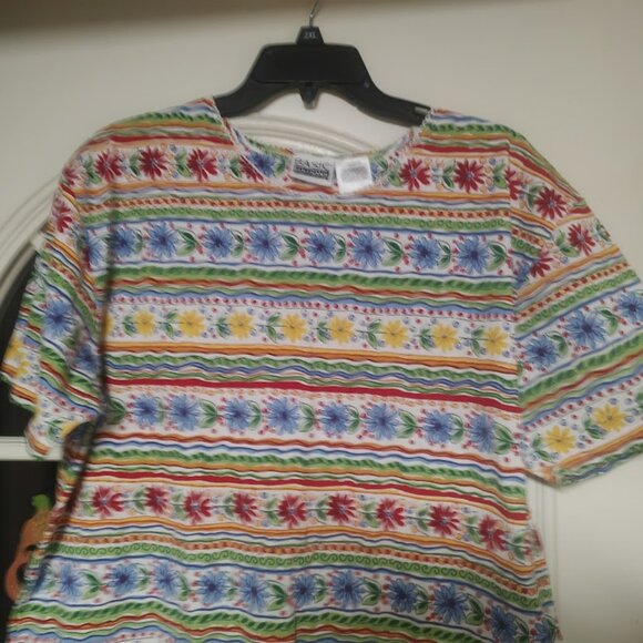 New Basic Editions Multi-Color Flowered Short Sleeve Top Size Women's L - Picture 2 of 2